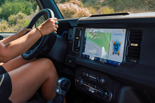 A close-up of the 12" centre display on a 2026 Ford Bronco® SUV, showing Off-Road Status