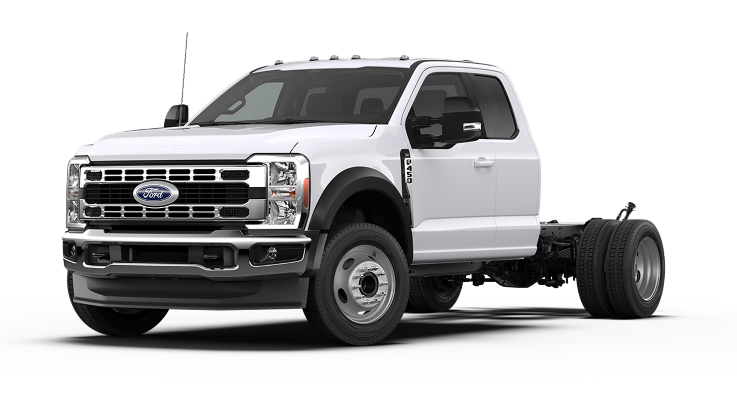 2026 Ford Super Duty® Chassis Cab F-450® XLT in Oxford White