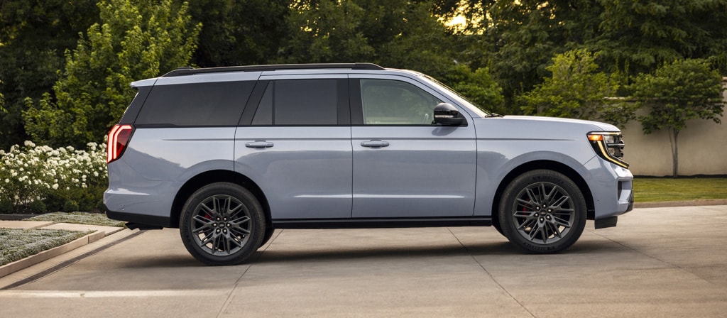 2025 Ford Expedition® SUV side profile