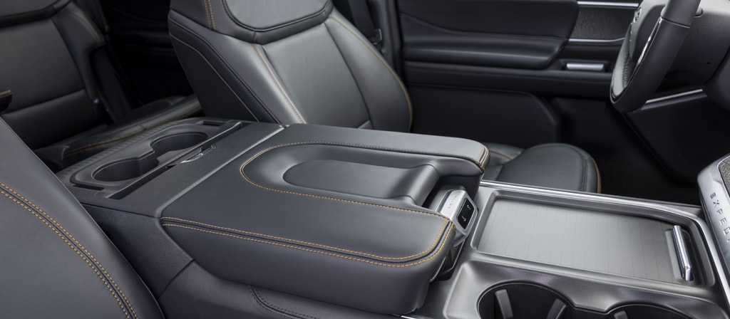 2025 Ford Expedition® Tremor® SUV front seating area