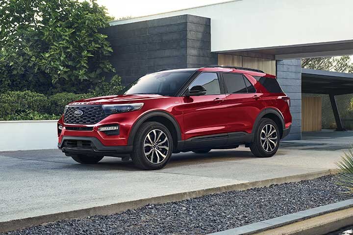 2022 Ford Explorer ST Line shown from the side in Rapid Red