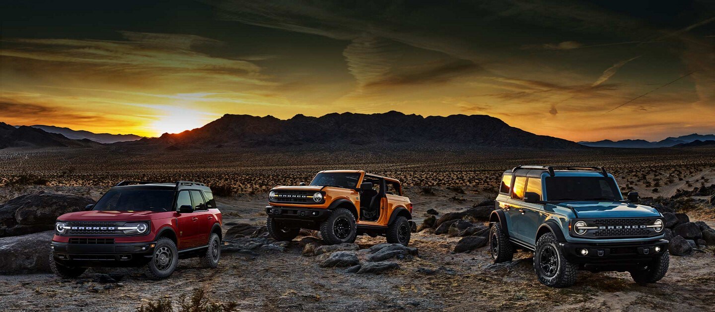 New 2021 Ford Bronco Comes With Removable Top And Can Outcrawl The Wrangler Forbes Wheels