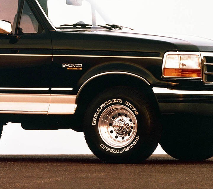 1992 Ford Eddie Bauer Bronco in Raven Black
