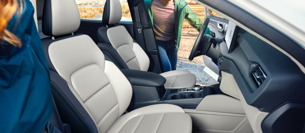 Front seats of a 2025 Ford Escape® SUV