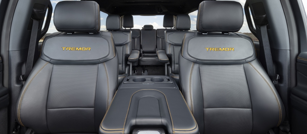 2025 Ford Expedition® Tremor® SUV front seating area