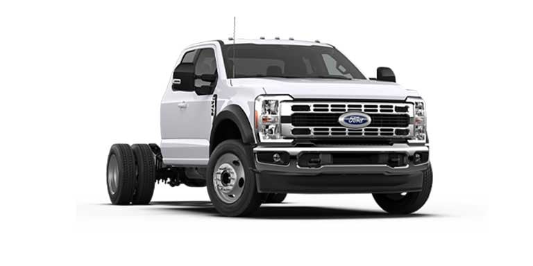 2026 Ford Super Duty® Chassis Cab F-450® XLT model shown