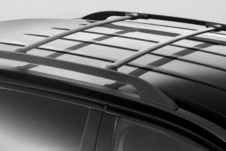 View of the top half of the 2023 Ford Edge® with silver roof-rack side rails