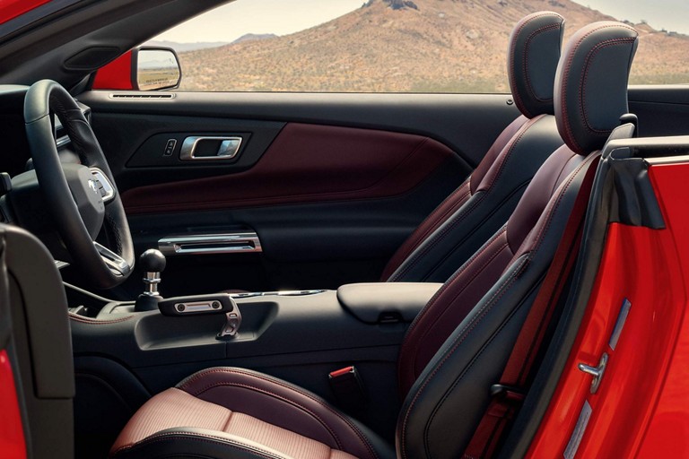 2025 Ford Mustang® GT Premium Convertible Model Details & Specs Ford.ca