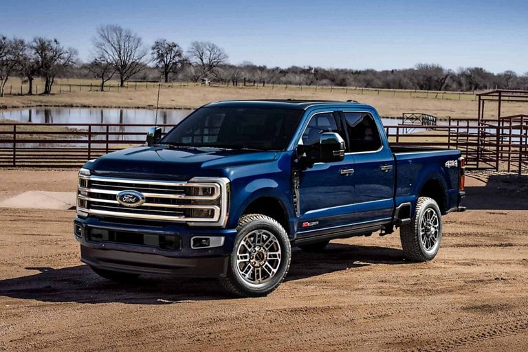 2025 Ford Super Duty® F250® Platinum Truck Model Details & Specs Ford.ca