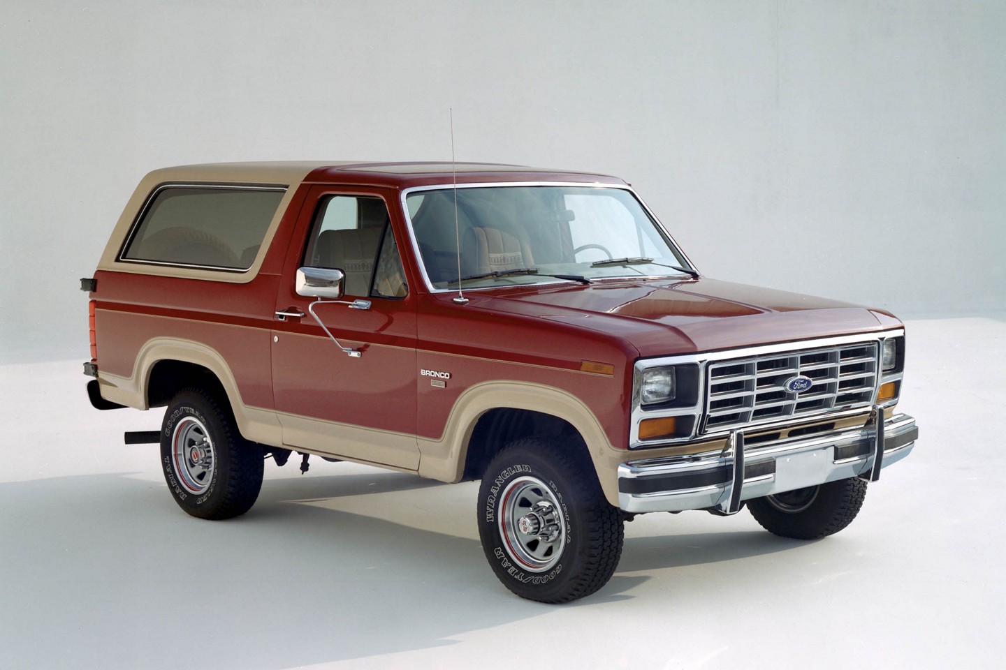 1985 Ford Bronco Eddie Bauer Edition with special two tone paint treatment