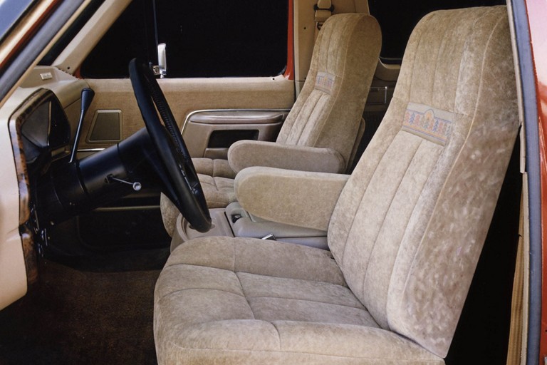 1987 Ford Bronco Eddie Bauer Edition Seats
