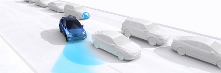 Animation illustrating Evasive Steering Assist