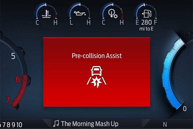 Close-up of the Pre-Collision Assist® warning signal
