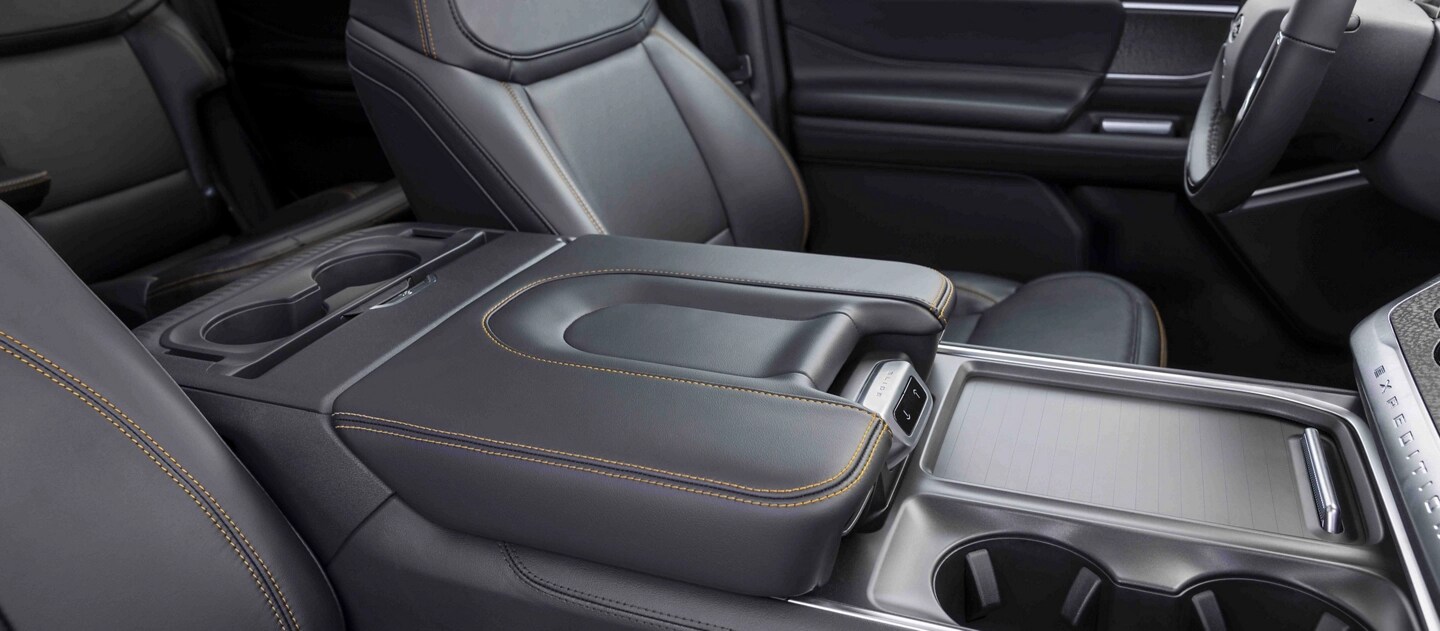2025 Ford Expedition® Tremor® SUV front seating area