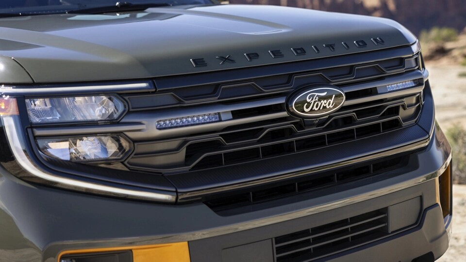 2025 Ford Expedition® Tremor® grille