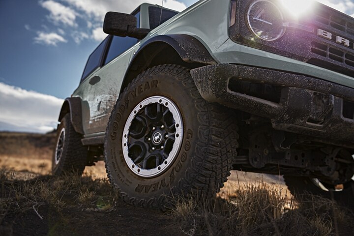 2-door 2023 Ford Bronco® Black Diamond™ in Cactus Grey with available heavy-duty modular front bumper