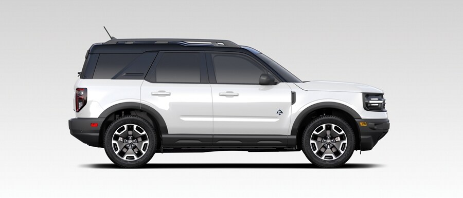 2024 Ford Bronco® Sport Outer Banks® trim shown in profile