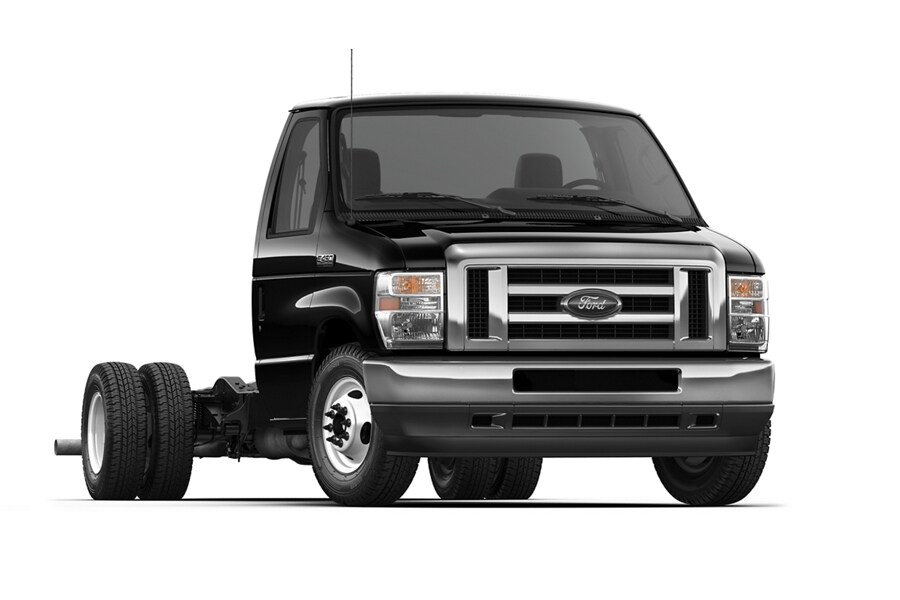 2024 Ford E-450 dual-rear-wheel Cutaway