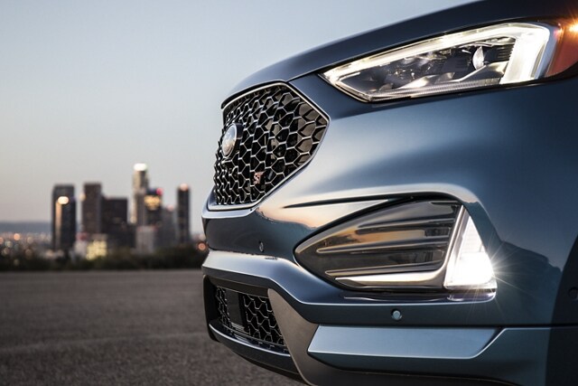 Front of a 2023 Ford Edge® SUV parked
