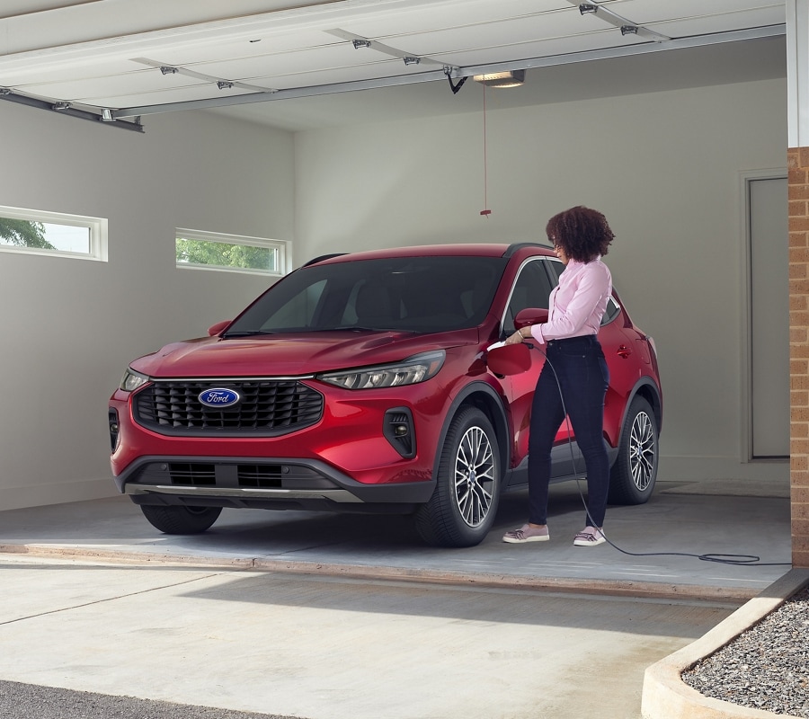 2025 Ford Escape® SUV | Performance Features | Ford.ca