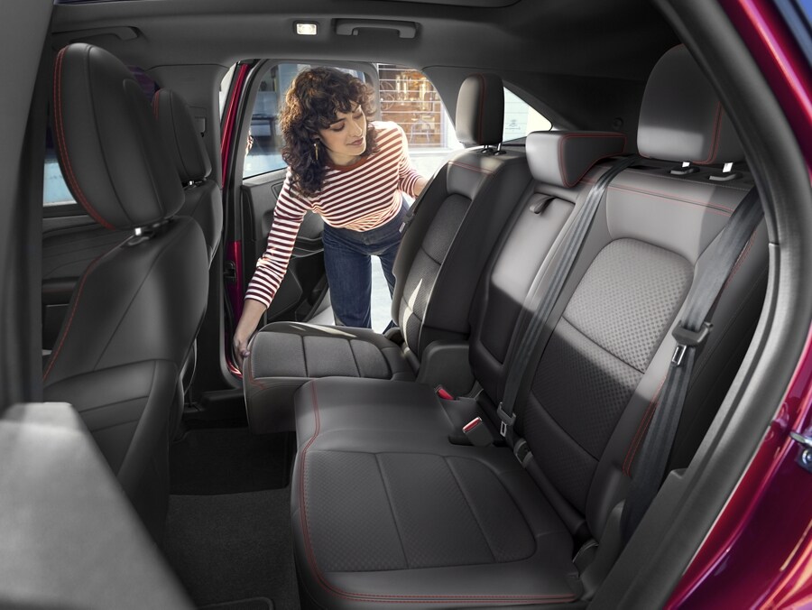 2025 Ford Escape® SUV Pricing, Photos, Specs & More Ford.ca