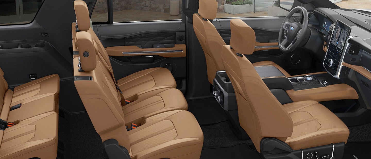 A shot of the interior of a 2023 Ford Expedition SUV Platinum model