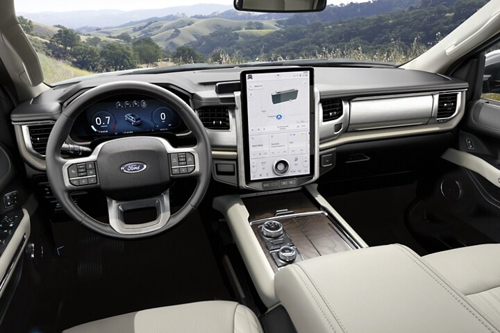 Front interior of a 2023 Ford Expedition SUV Platinum model