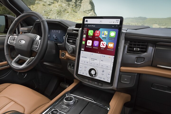Available 15" screen on the dashboard of the 2023 Ford Expedition SUV
