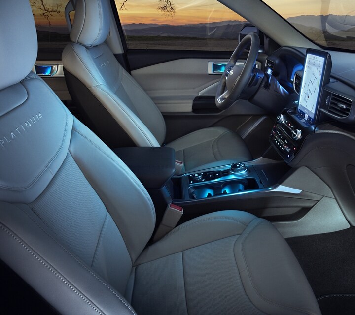 21 Ford Explorer Suv Comfort And Space Suv