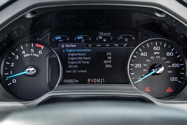 2023 Ford medium duty Intelligent Oil-Life Monitor® on LCD productivity screen