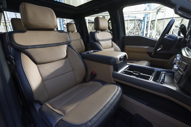 Interior of a 2023 Ford Super Duty® F-350 Lariat