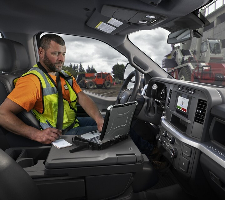 2024 Ford Super Duty® Truck | Pricing, Photos, Specs & More | Ford.ca