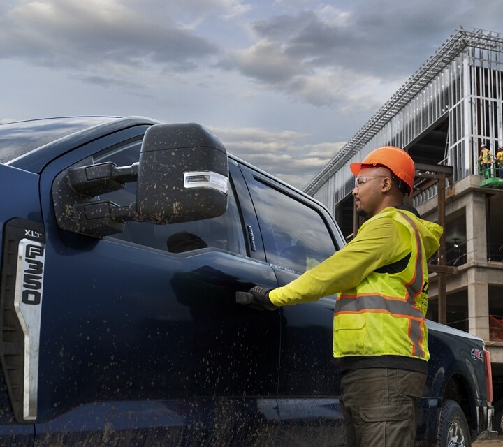 2024 Ford Super Duty® Truck | Pricing, Photos, Specs & More | Ford.ca