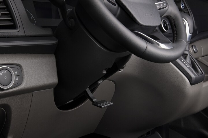 Close-up of the tilt & telescoping steering column